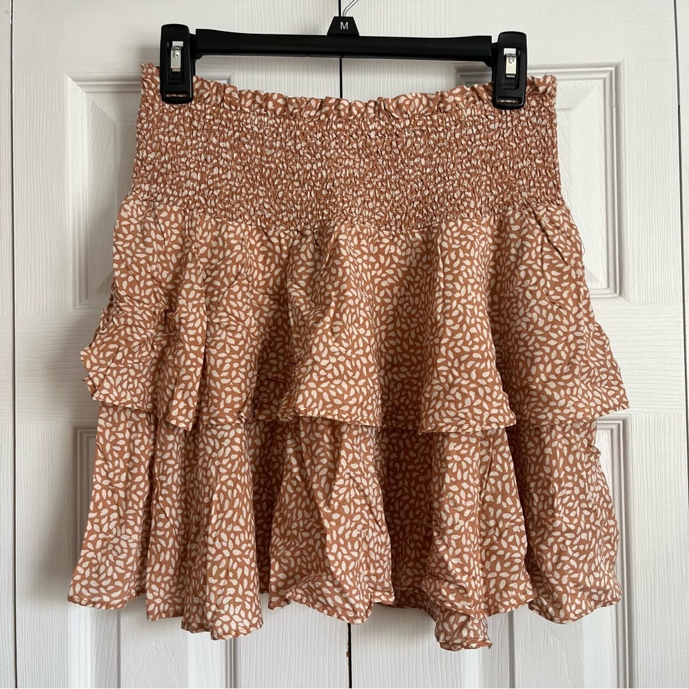 Beige & White Ruffle Mini Skirt
